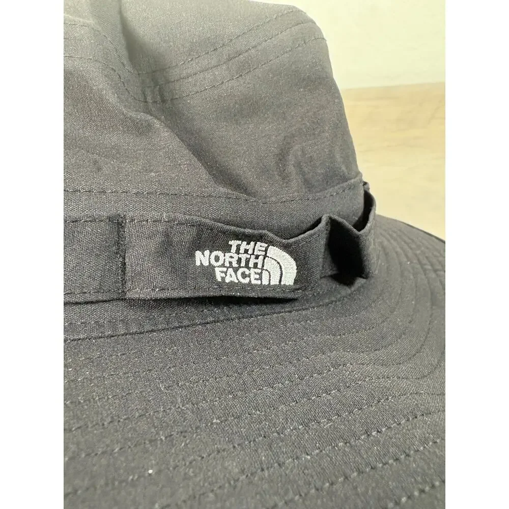 The North Face SPF 40- Black Unisex Bucket Hat-‎ NWT